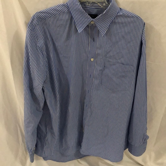 3 Men’s Dress Shirts Blue and White - Picture 3 of 4